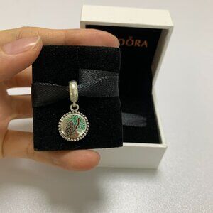 Pandora Winter Pine Tree Cone Dangle Charm S925 Maine State Exclusive